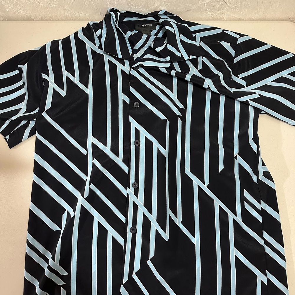 Le Monde Homme Couture - Short Sleeve Button Up - Casual, Breathable, Size L